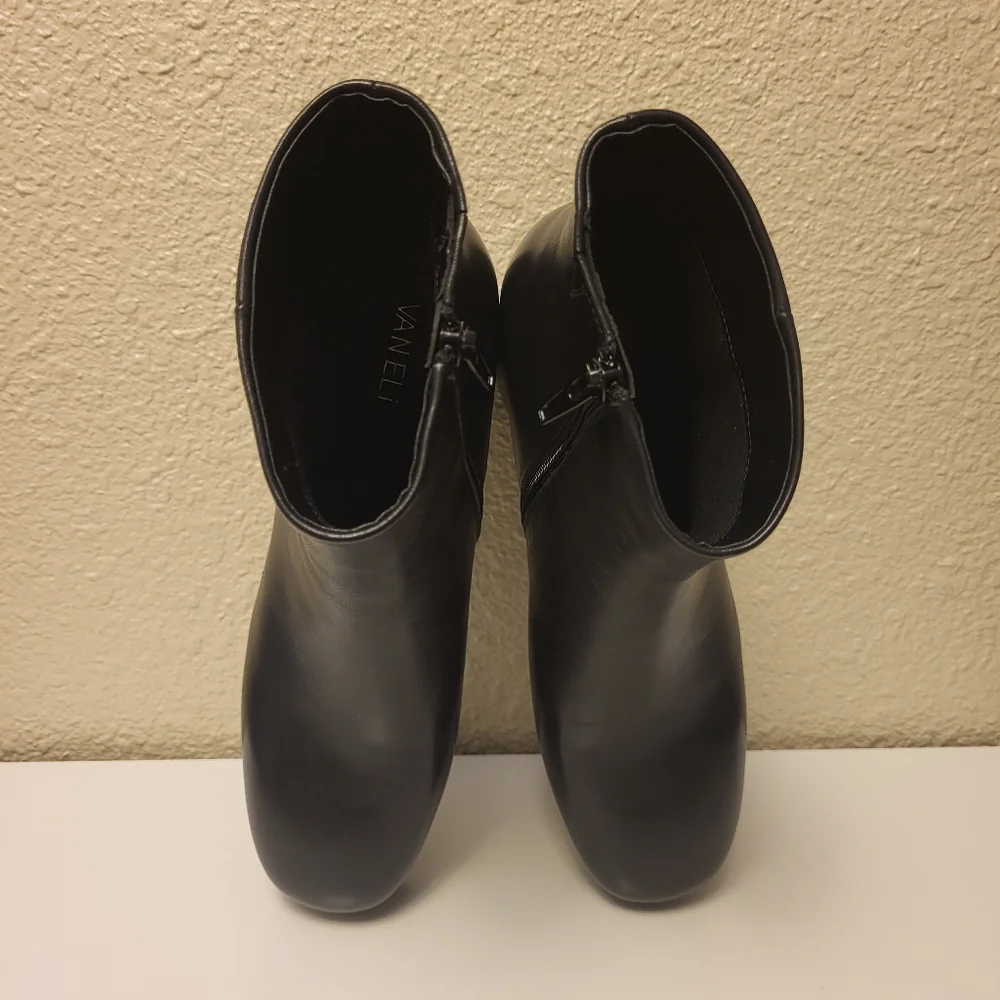 NWOB Vaneli Black Valeke Heeled Booties Size 10N